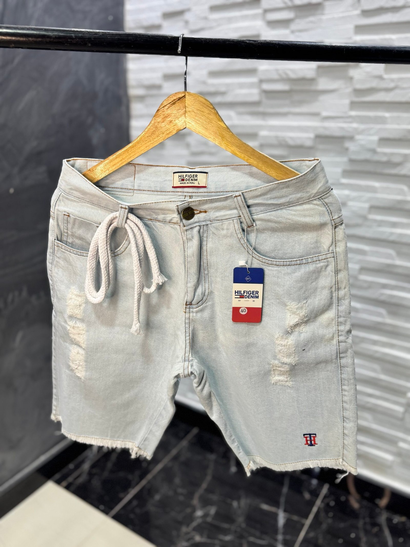 Bermuda jogador caro Tommy