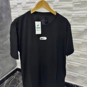 T-shirt Nike