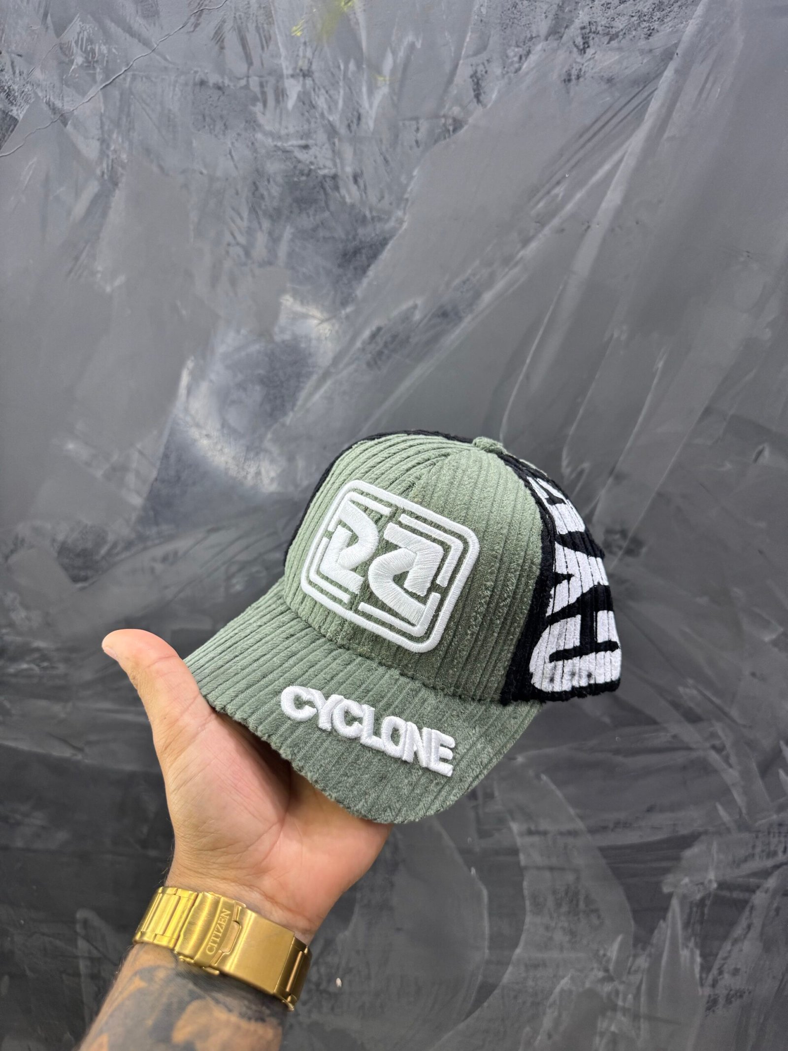 Cyclone Veludo New Outdoor