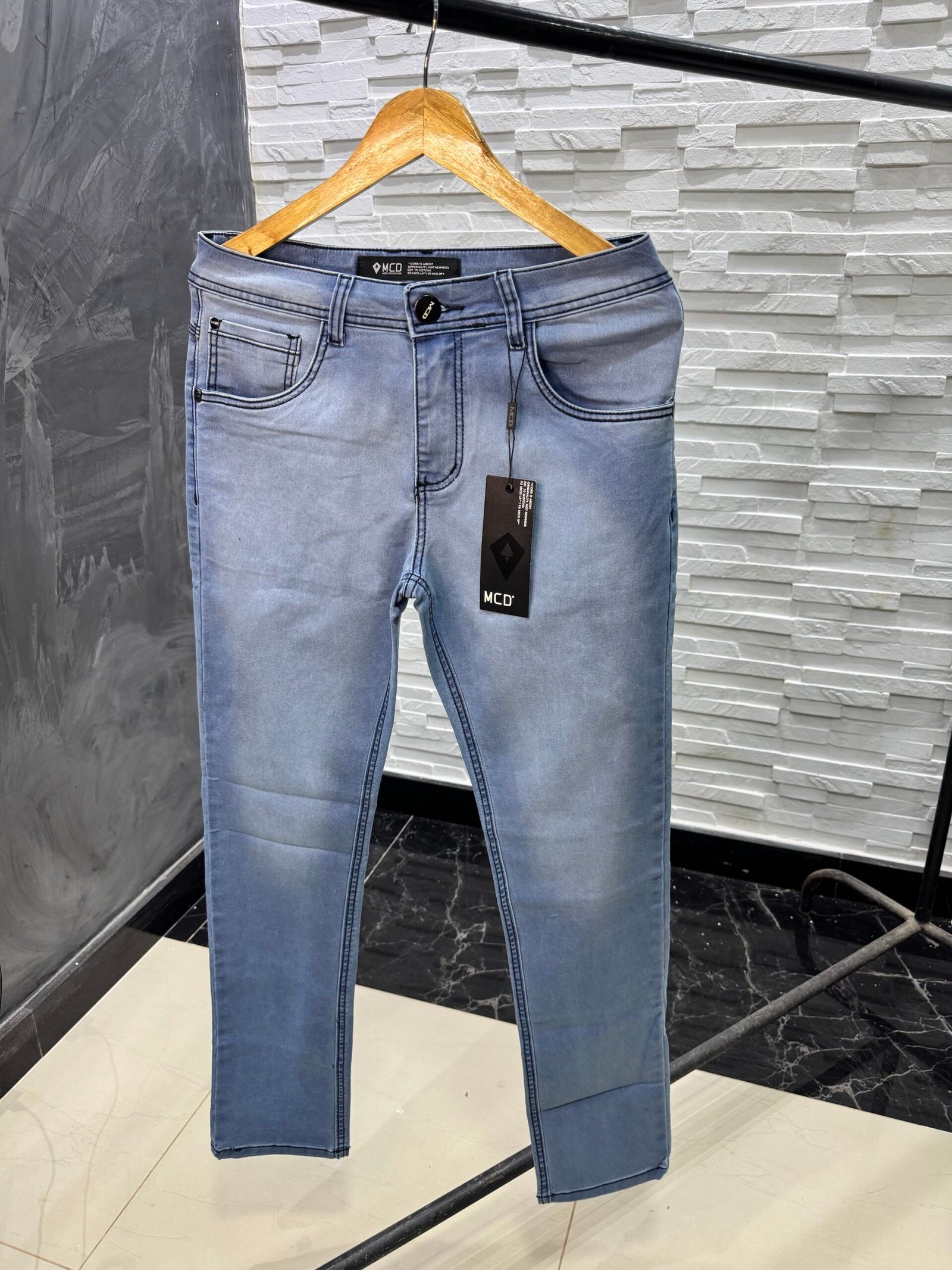 Calça jeans mcd