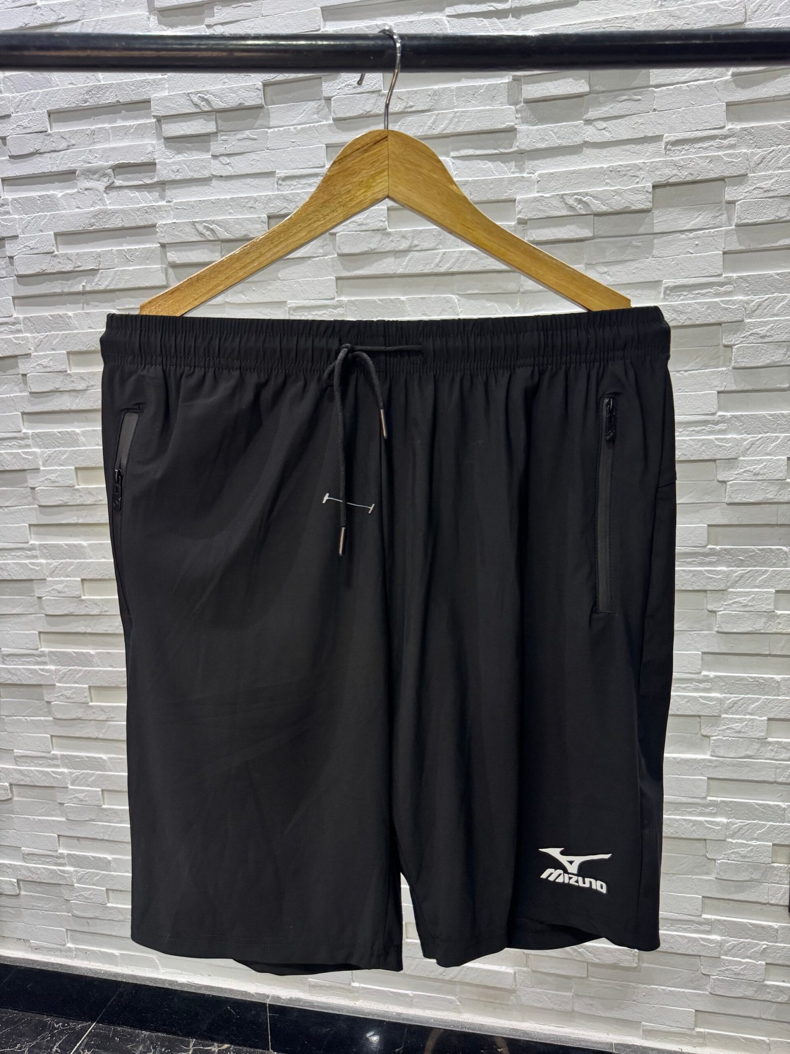 Bermuda elastano Mizuno