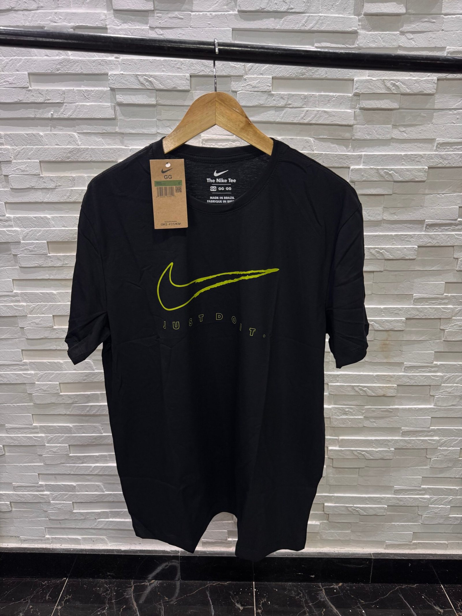 T-shirt Nike